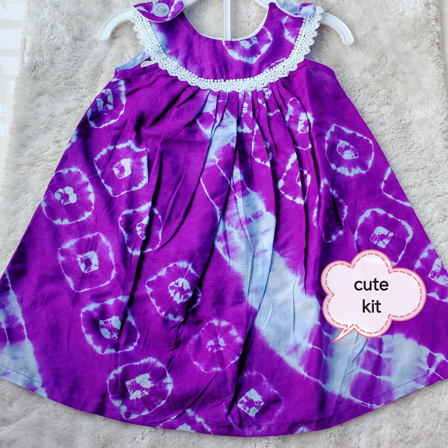 Maxi cate